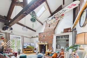 Photo 48- click for photo gallery